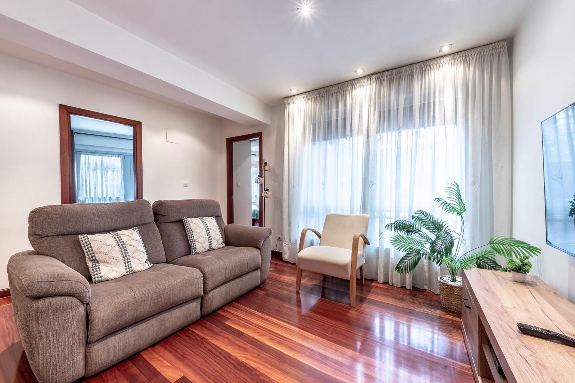 Apartamento Amplio Y Acogedor Junto A Plaza Zabalburu Bilbao Exterior foto
